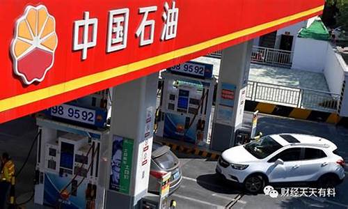 灵山新圩加油站油价_灵山加油站的油能加吗